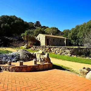  Vakantieboerderij Lu Rotu Italië
